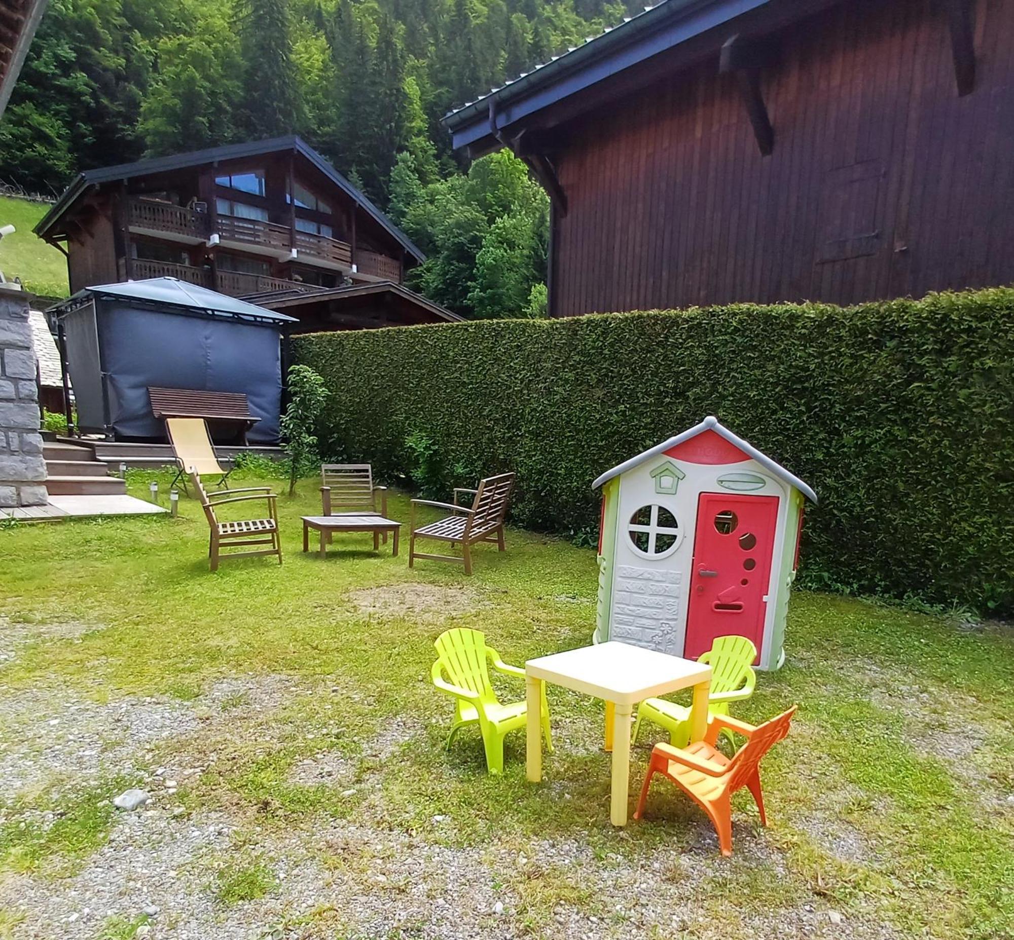 Appartement Meuble Classe 3 Etoiles De 72 M2, 2 Chambres Morzine Exterior foto